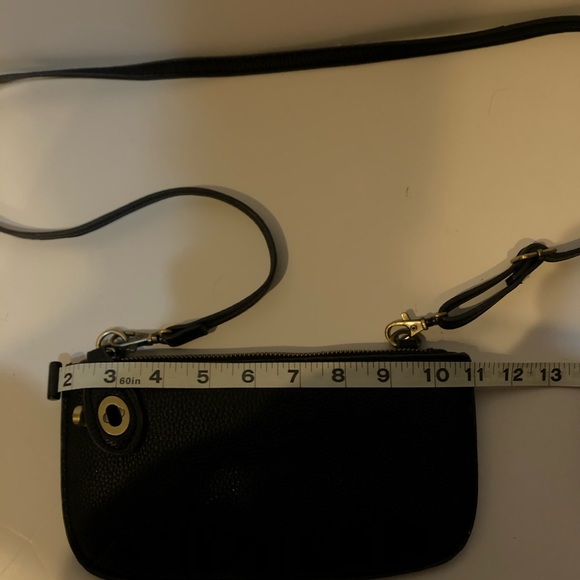 π Sale 3 for 15 Black faux leather Cross Body - Picture 8 of 8